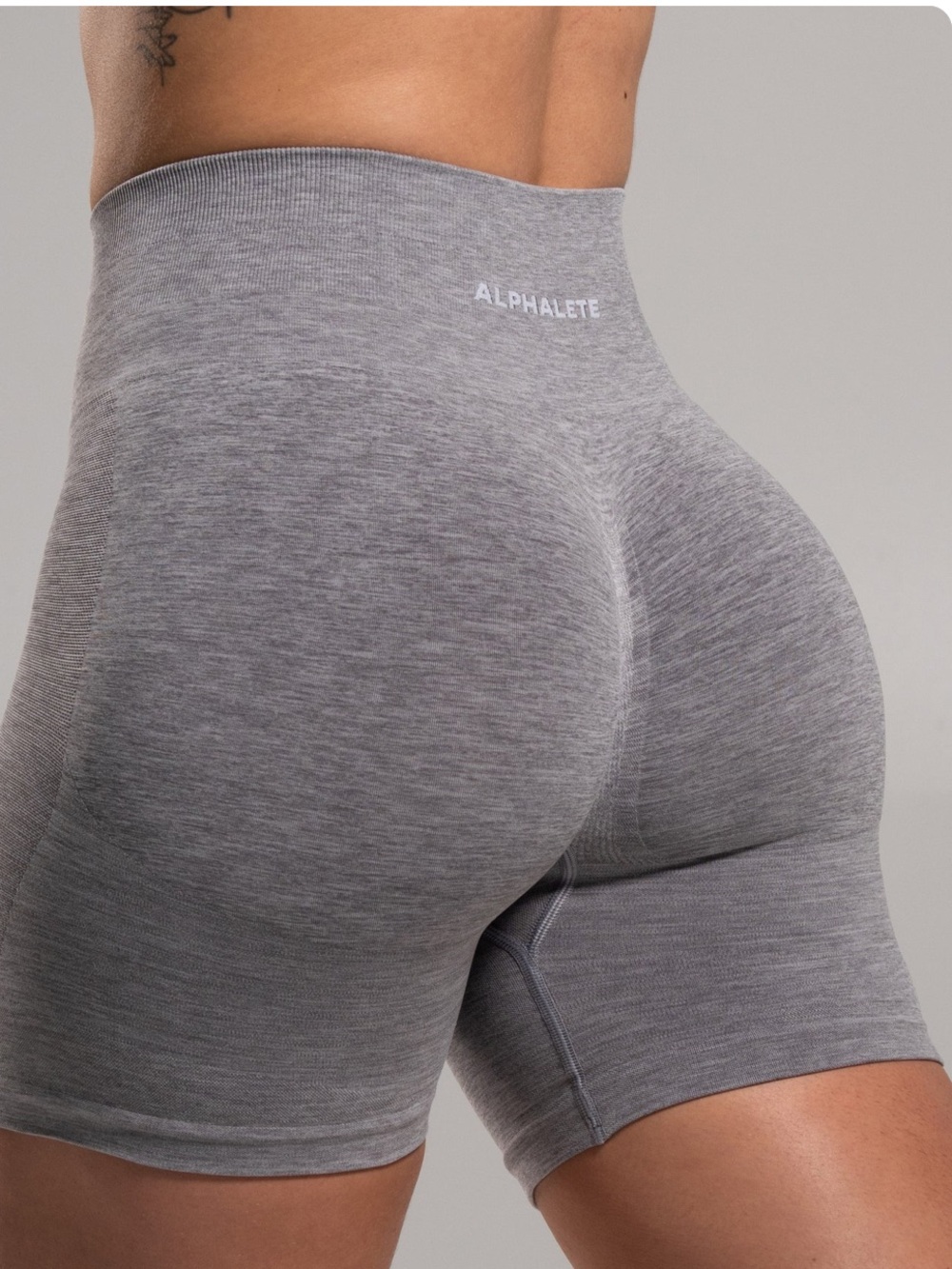 Alphalete Seamless High-Rise Heather Gray Bike Shorts